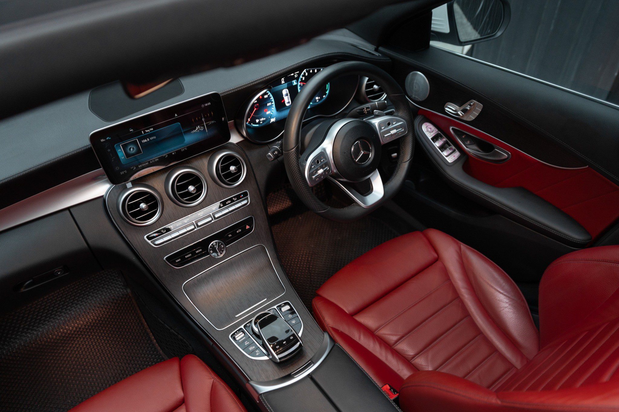 2019 Mercedes Benz C300 e AMG Dynamic