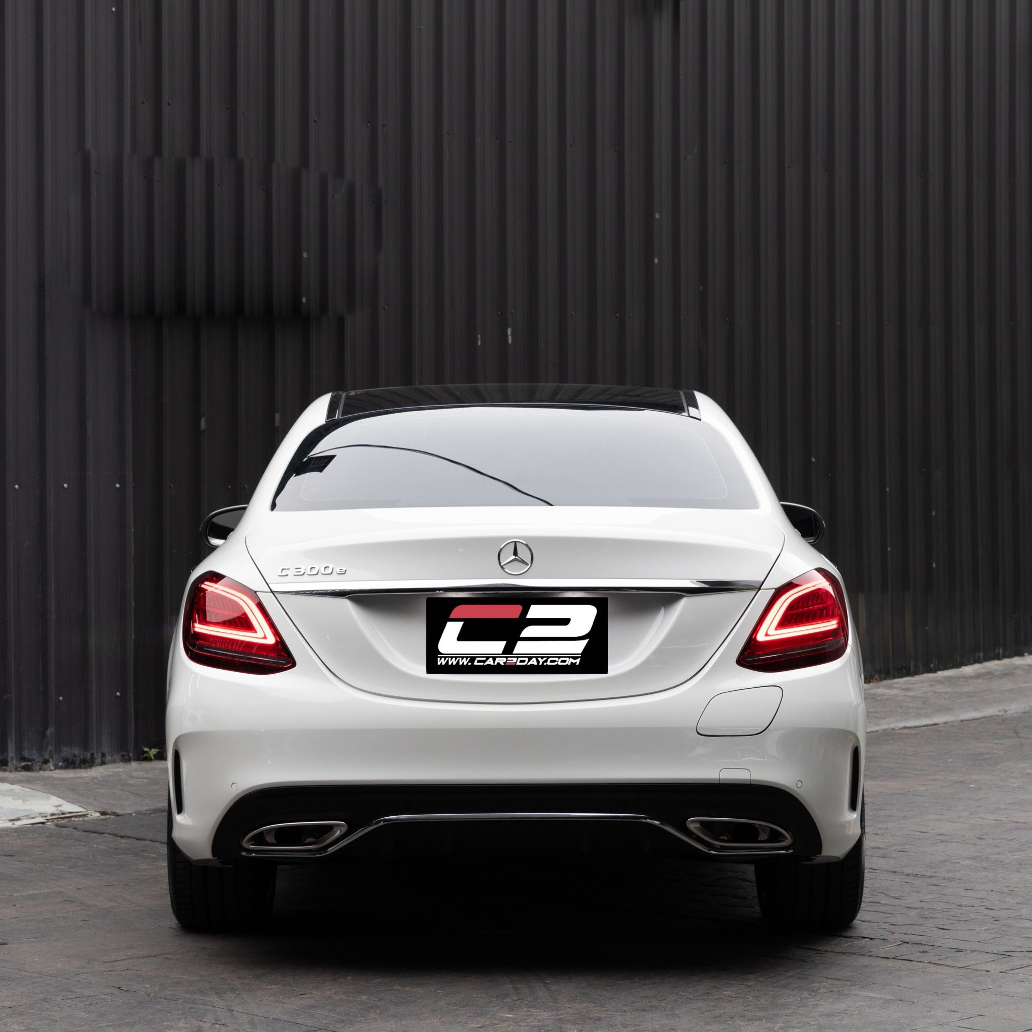 2019 Mercedes Benz C300 e AMG Dynamic