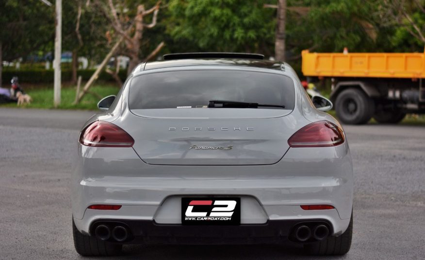 2015 Porsche Panamera 3.0 S E-Hybrid