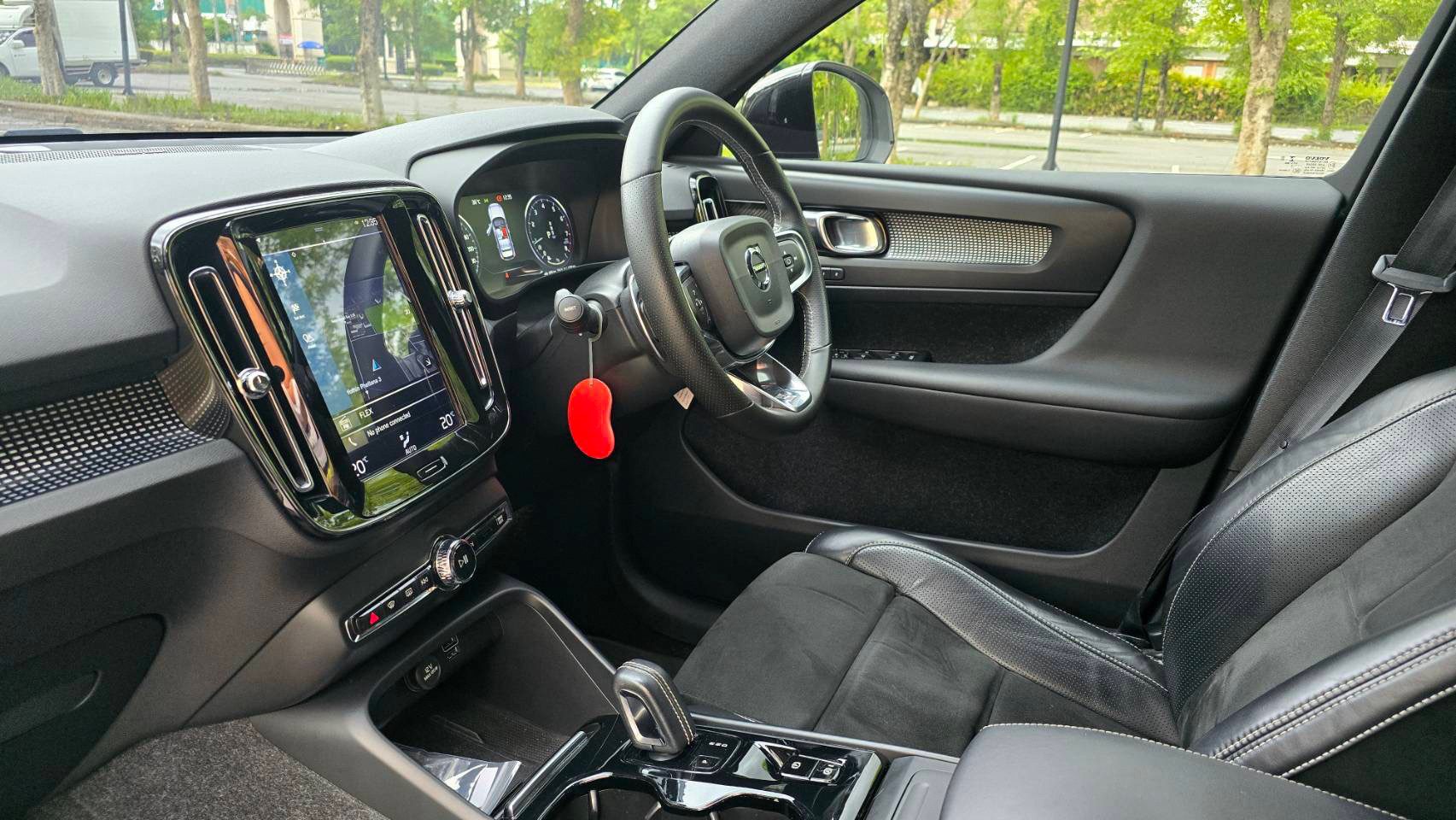 2019 Volvo XC40 T5 R-Design AWD