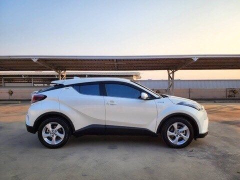 2018 TOYOTA CHR 1.8 HV Mid +ไฟฟ้า