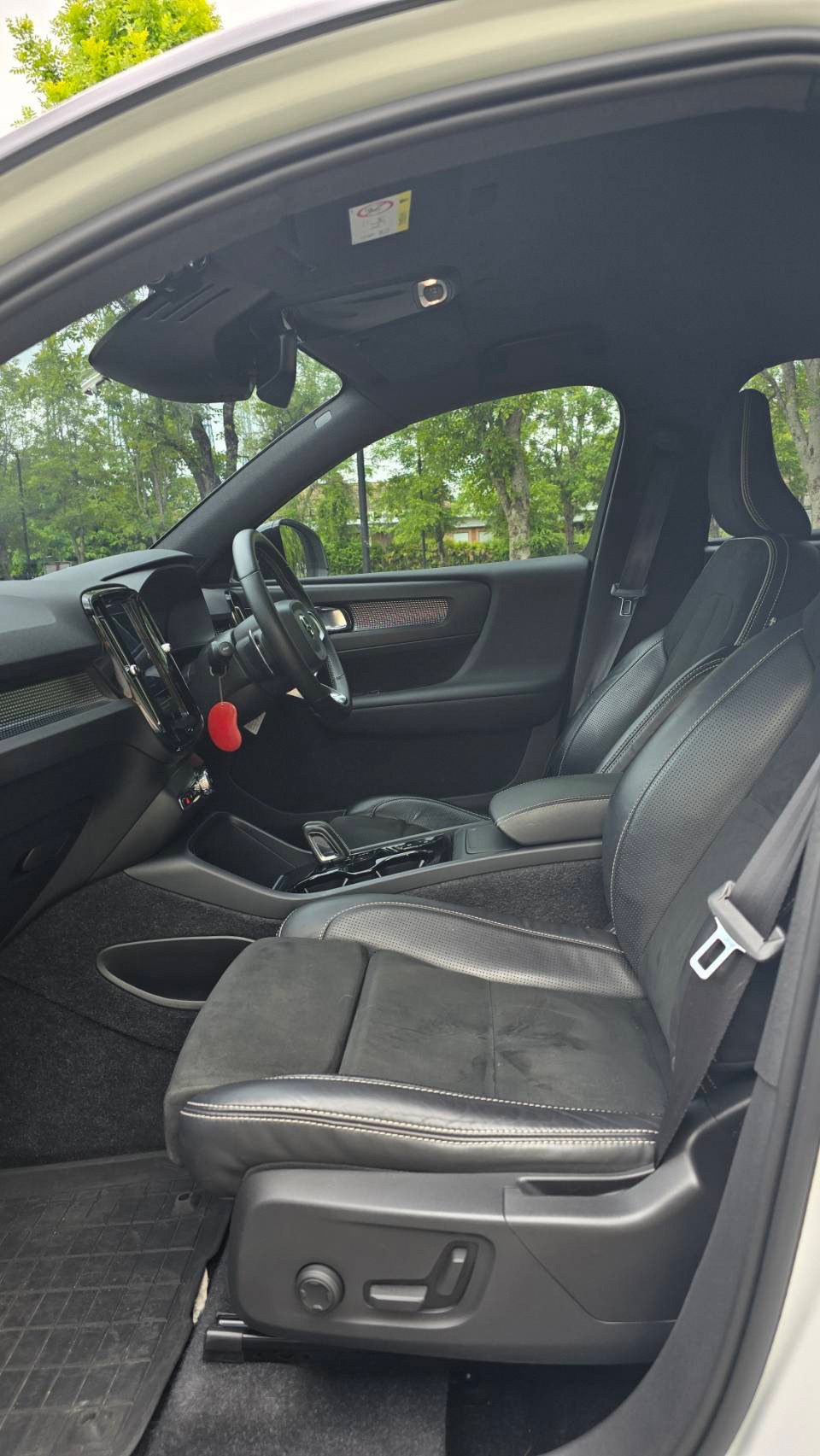 2019 Volvo XC40 T5 R-Design AWD