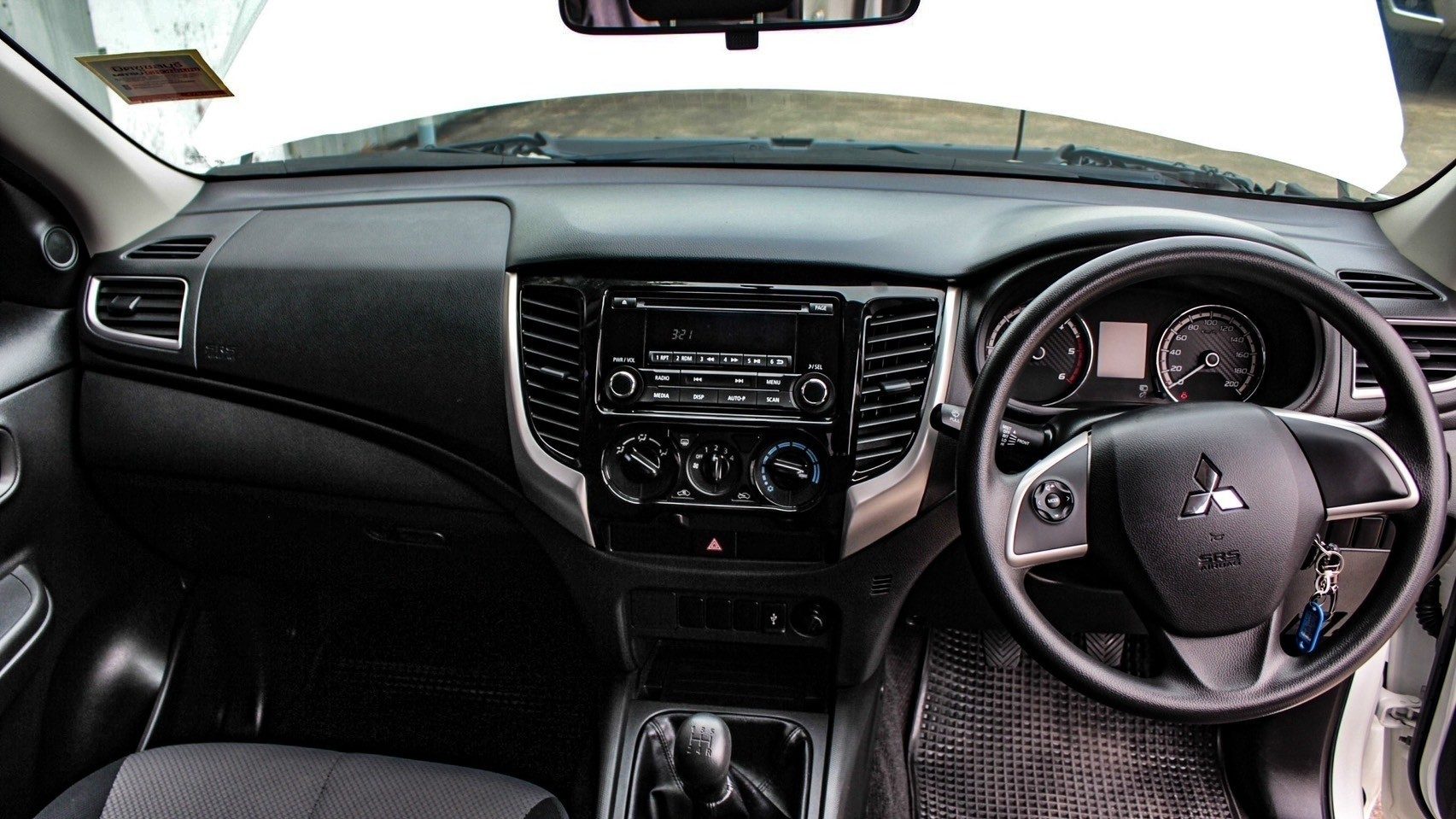 2020 MITSUBISHI TRITON 2.5 GLX MEGA CAB