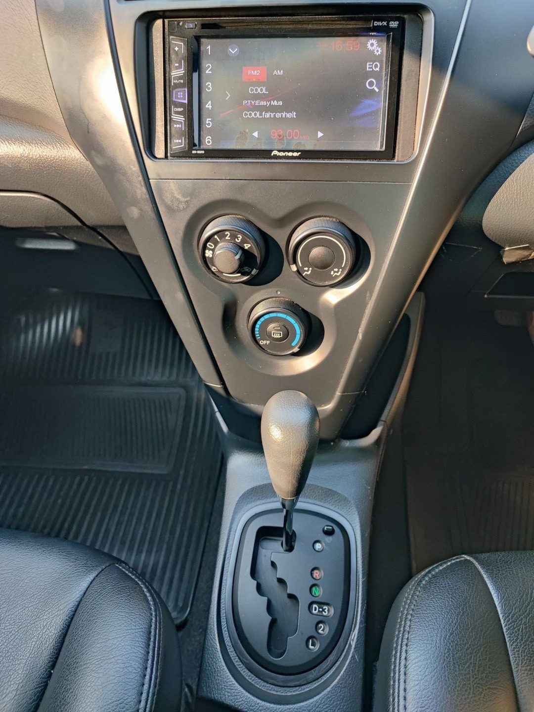 2012 TOYOTA SOLUNA VIOS 1.5 J