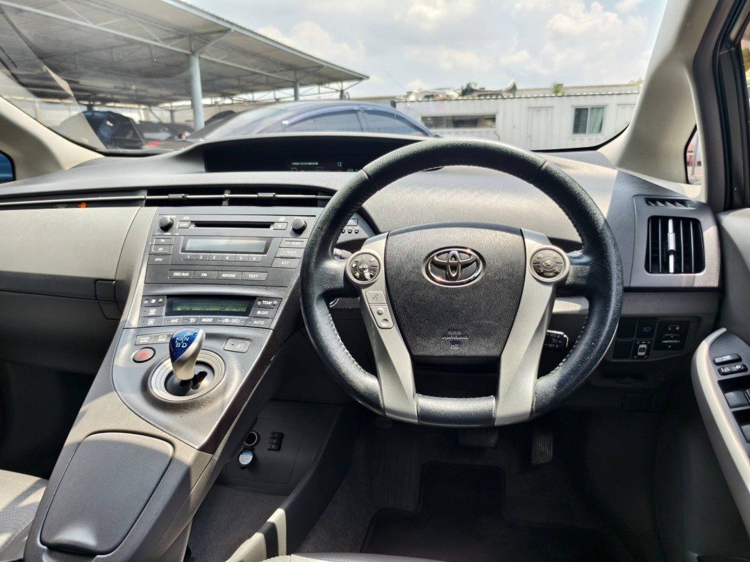 2012 Toyota Prius 1.8 Hybrid Hatch 4dr Hybrid TRD CVT FWD 1.8i