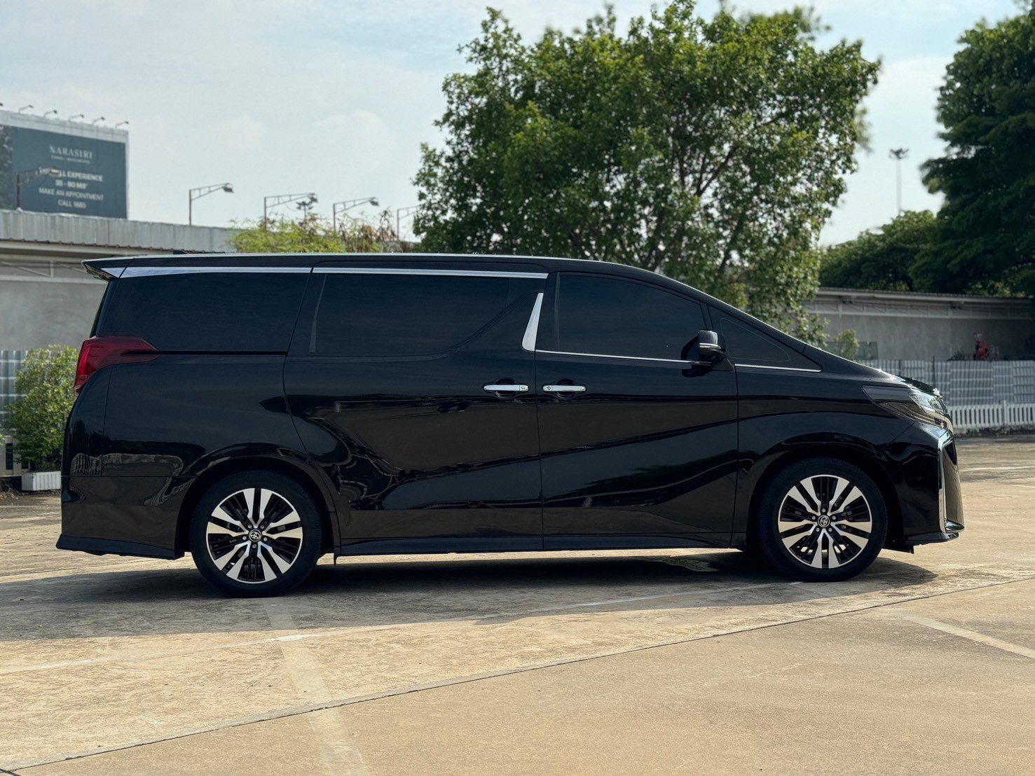 2021 Toyota Alphard 2.5 SC Package