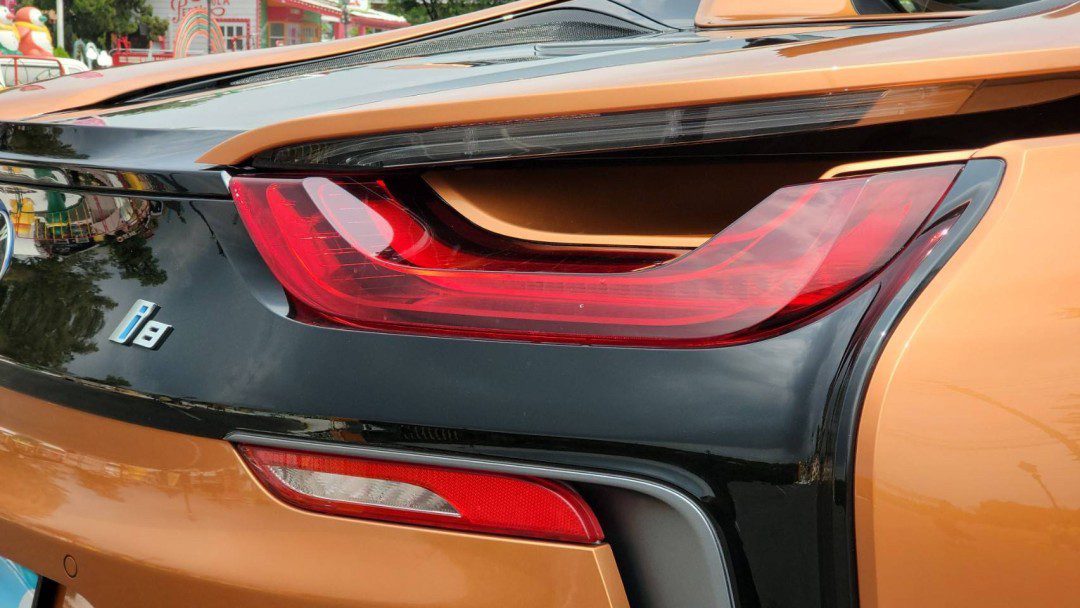 2018 BMW i8 Roadster