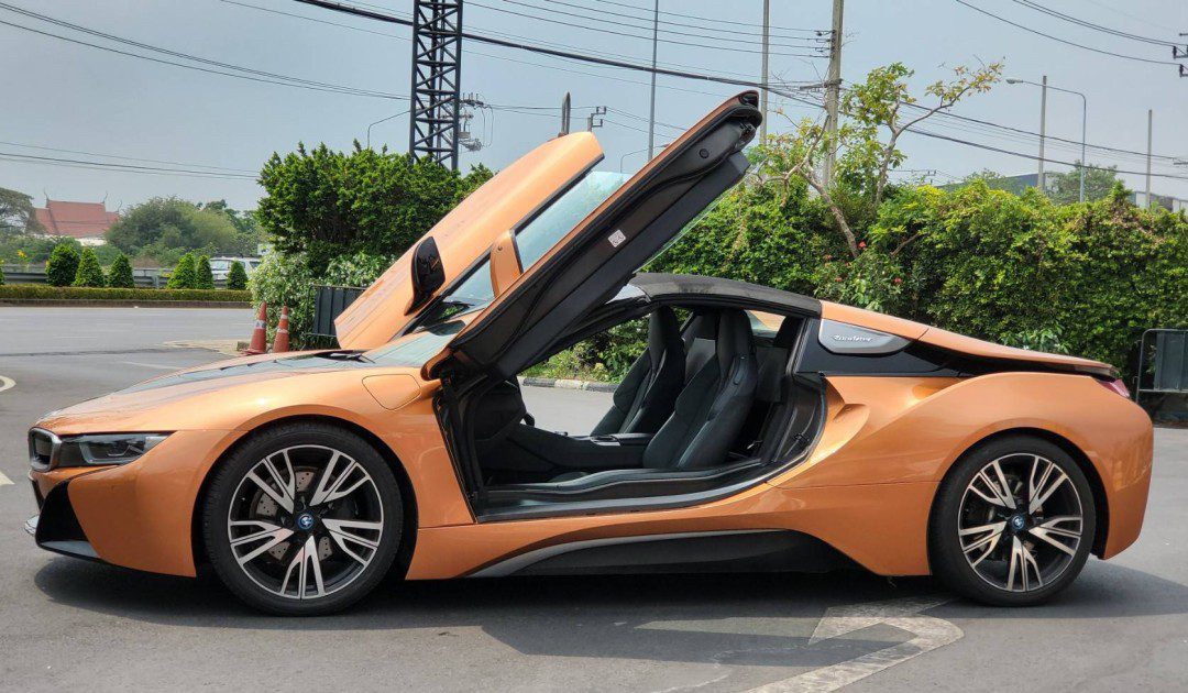 2018 BMW i8 Roadster