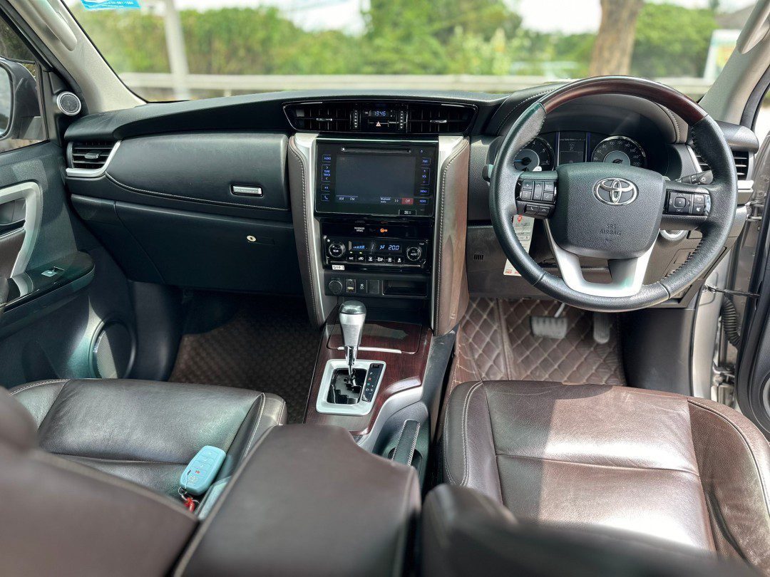 2017 TOYOTA FORTUNER Wagon 4dr V 7st Auto 6sp RWD 2.4DCT