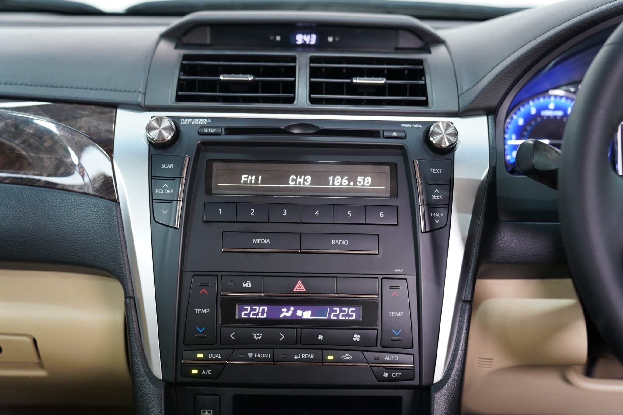 2015 TOYOTA CAMRY 2.0 G AT