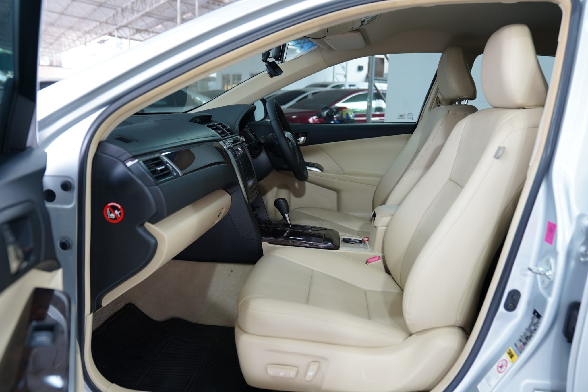 2015 TOYOTA CAMRY 2.0 G AT