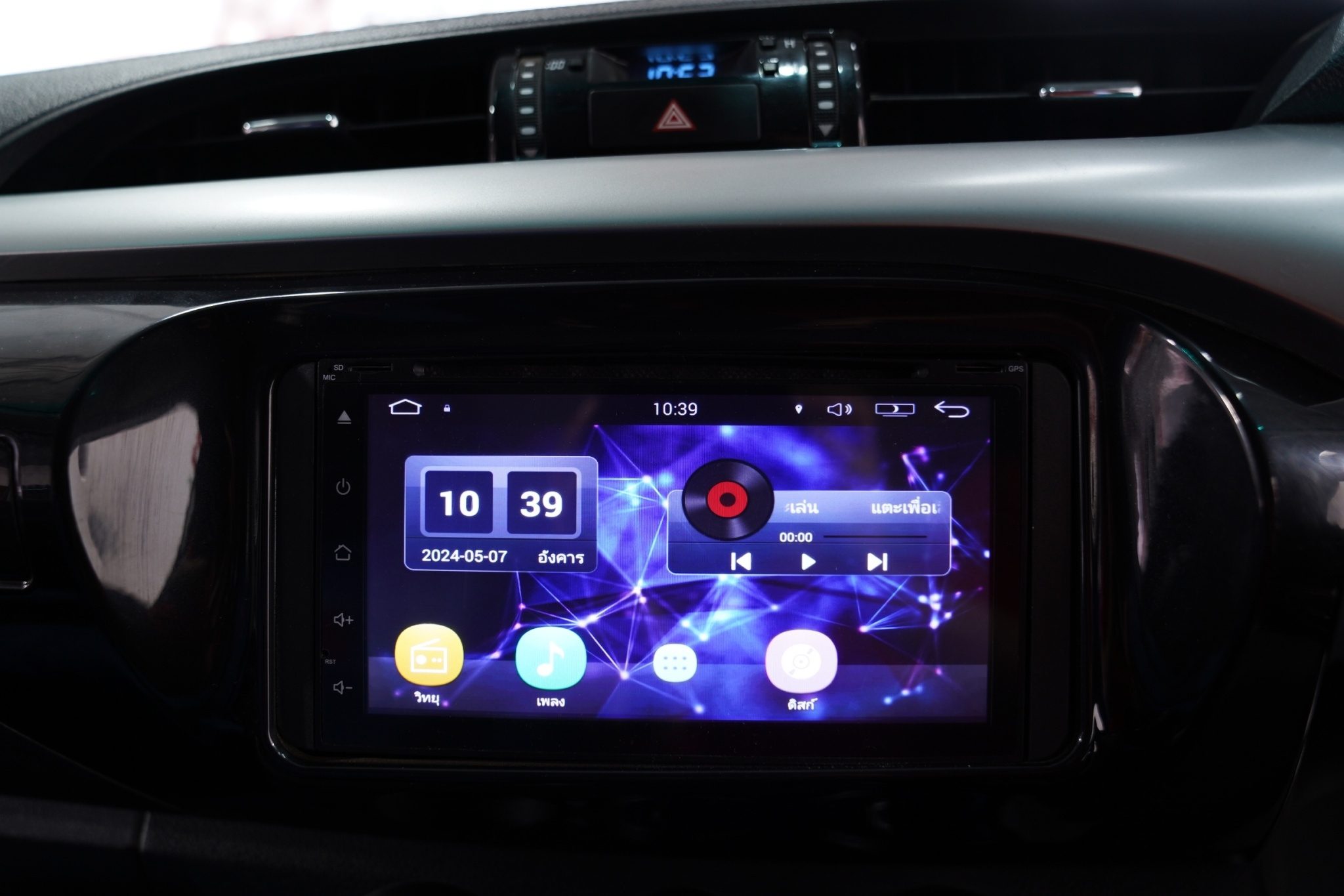 2019 TOYOTA REVO DOUBLECAB 2.4 E PRERUNNER MT