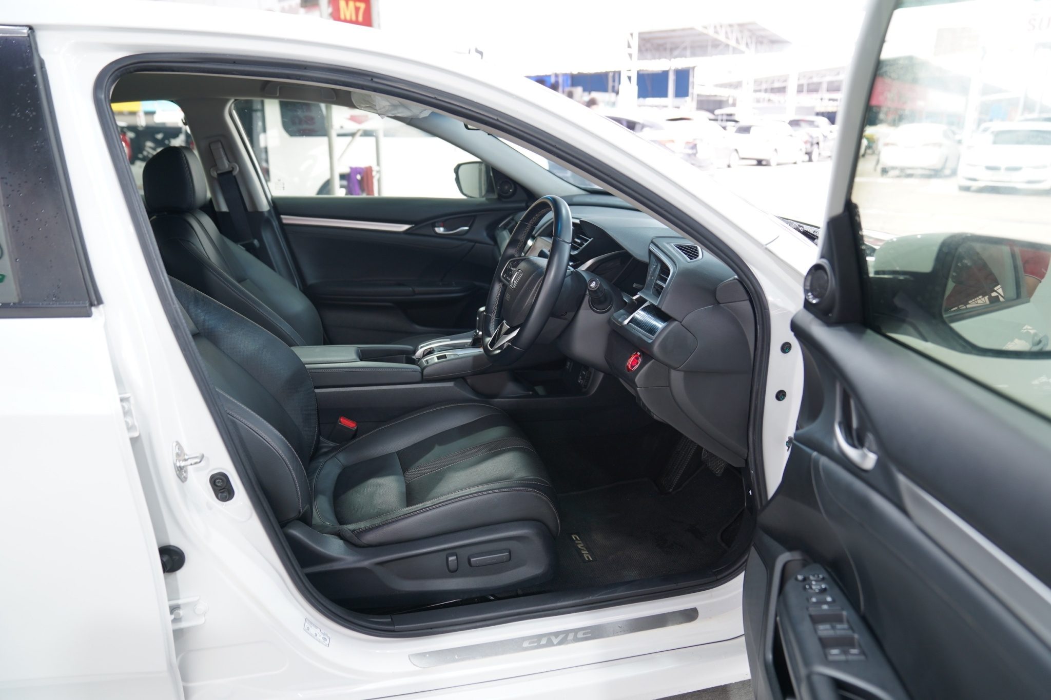 2019 HONDA CIVIC 1.8 EL AT