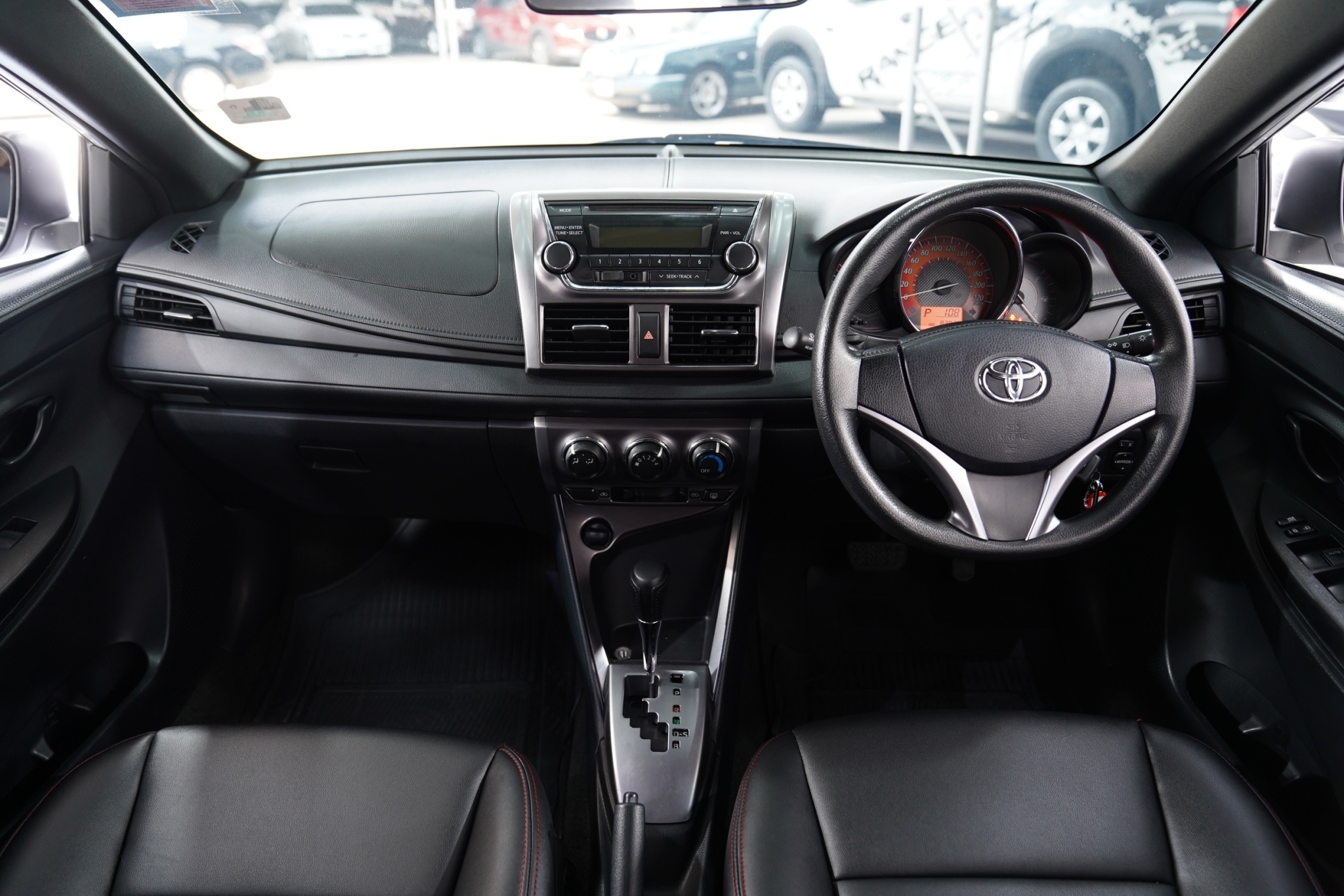 2016 TOYOTA YARIS 1.2 E AT