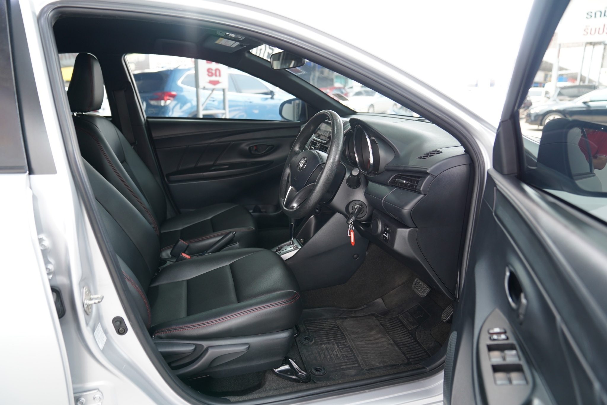 2016 TOYOTA YARIS 1.2 E AT