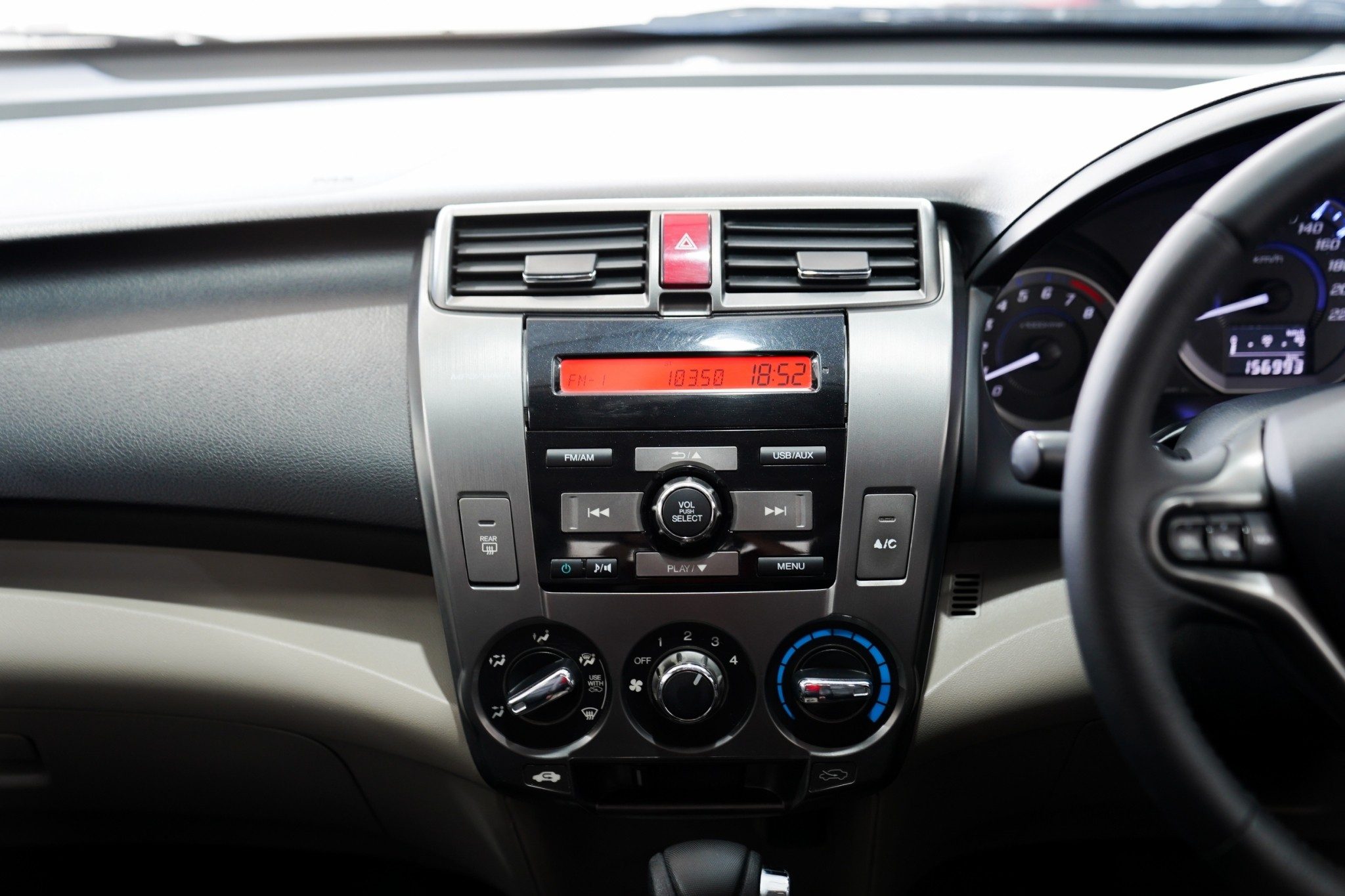 2013 HONDA CITY 1.5 V AT