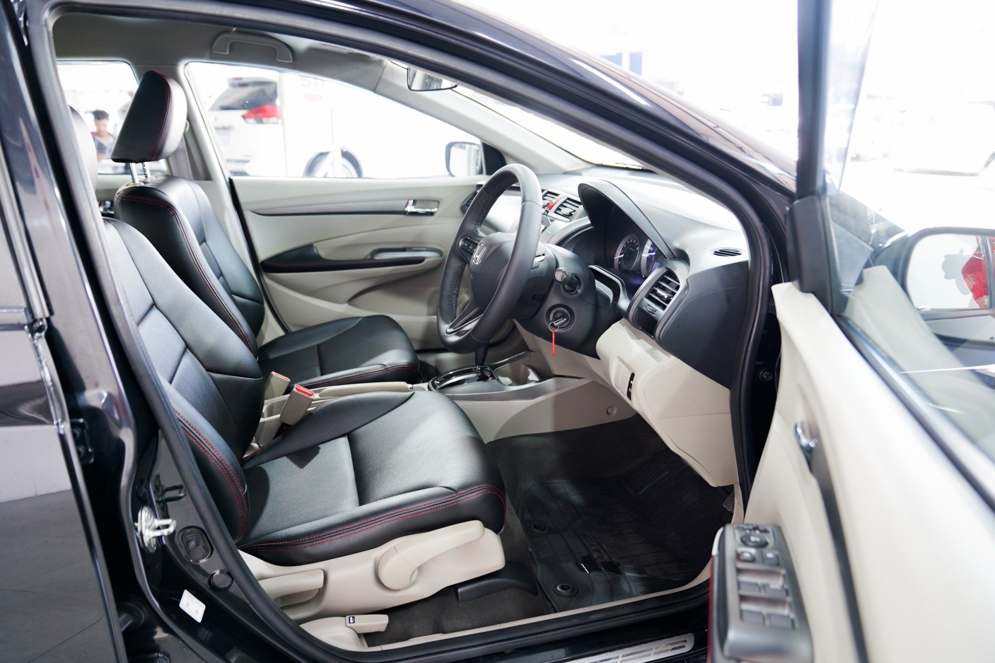 2013 HONDA CITY 1.5 V AT