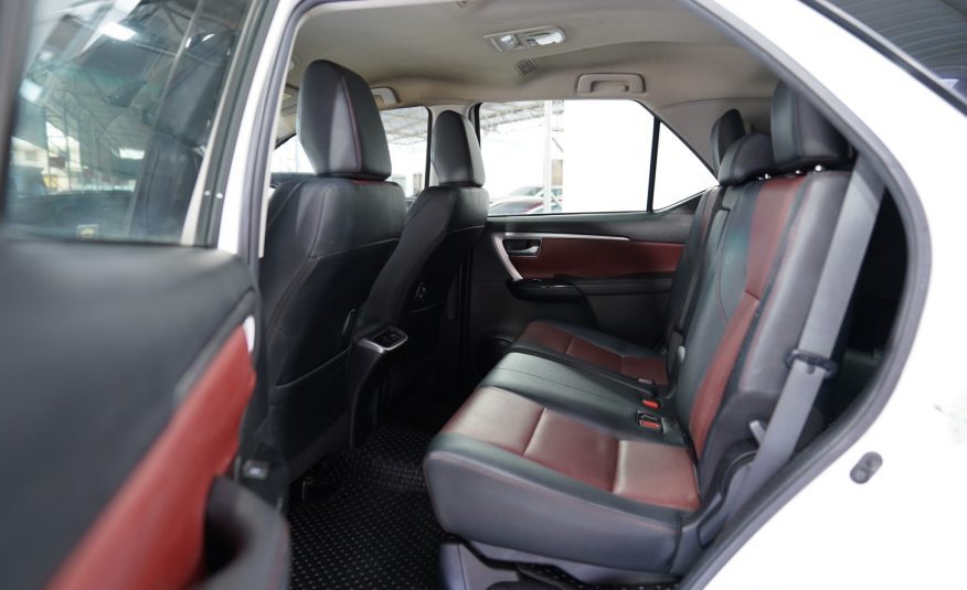 2019 TOYOTA FORTUNER 2.8 SIGMA 4 TRD SPORTIVO AT/4WD