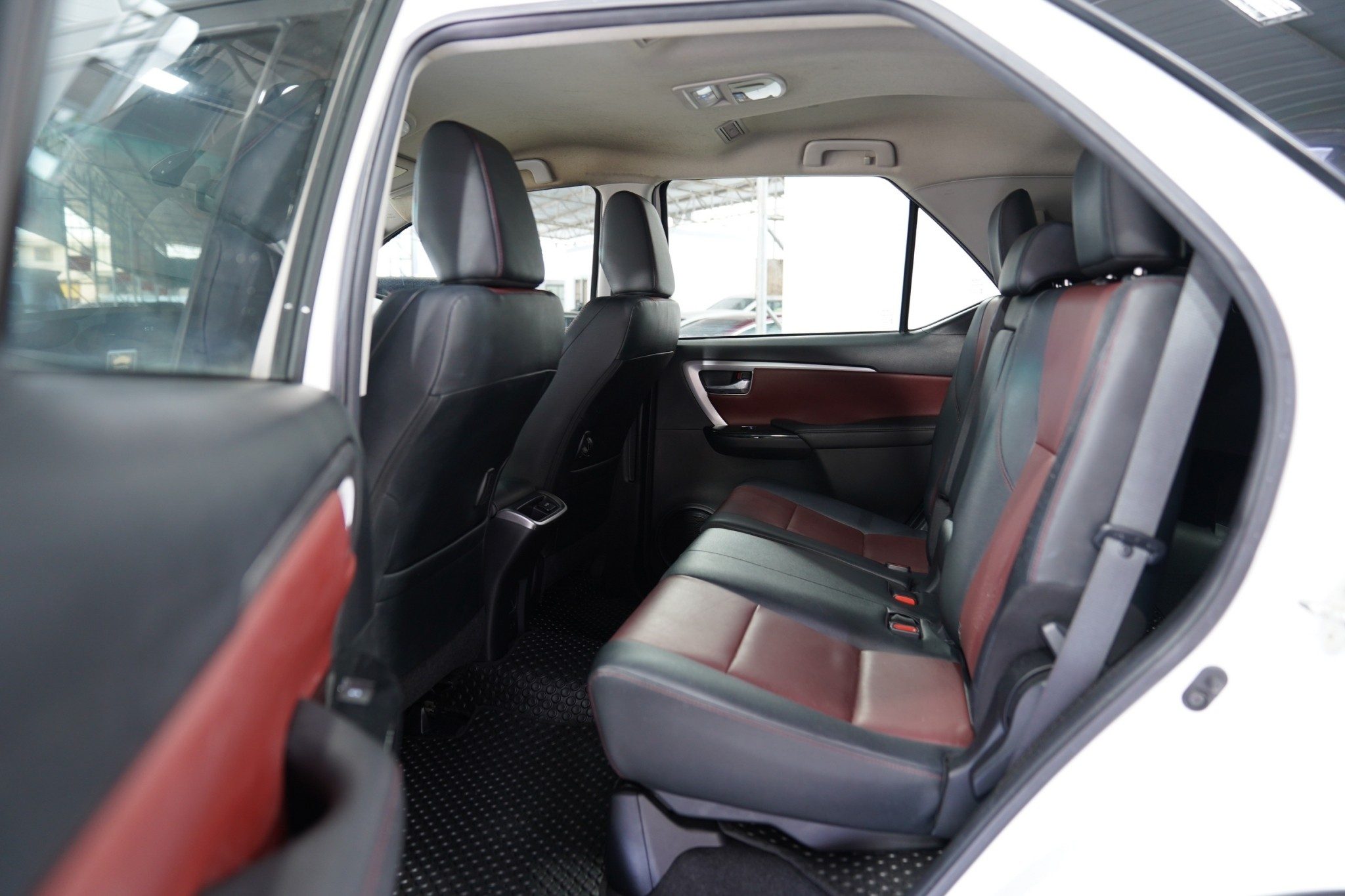 2019 TOYOTA FORTUNER 2.8 SIGMA 4 TRD SPORTIVO AT/4WD