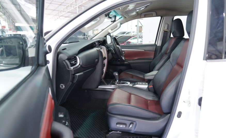 2019 TOYOTA FORTUNER 2.8 SIGMA 4 TRD SPORTIVO AT/4WD