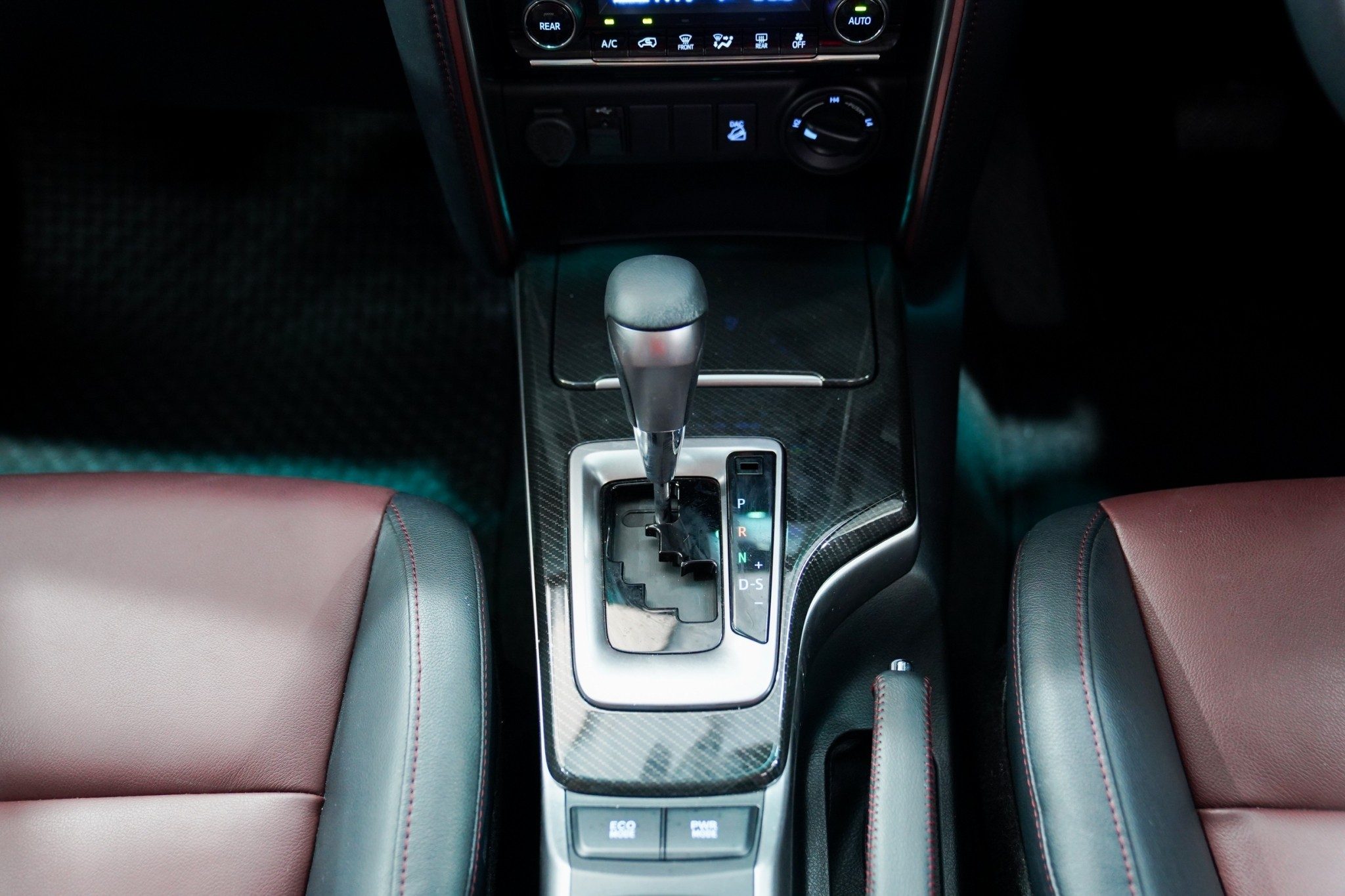 2019 TOYOTA FORTUNER 2.8 SIGMA 4 TRD SPORTIVO AT/4WD