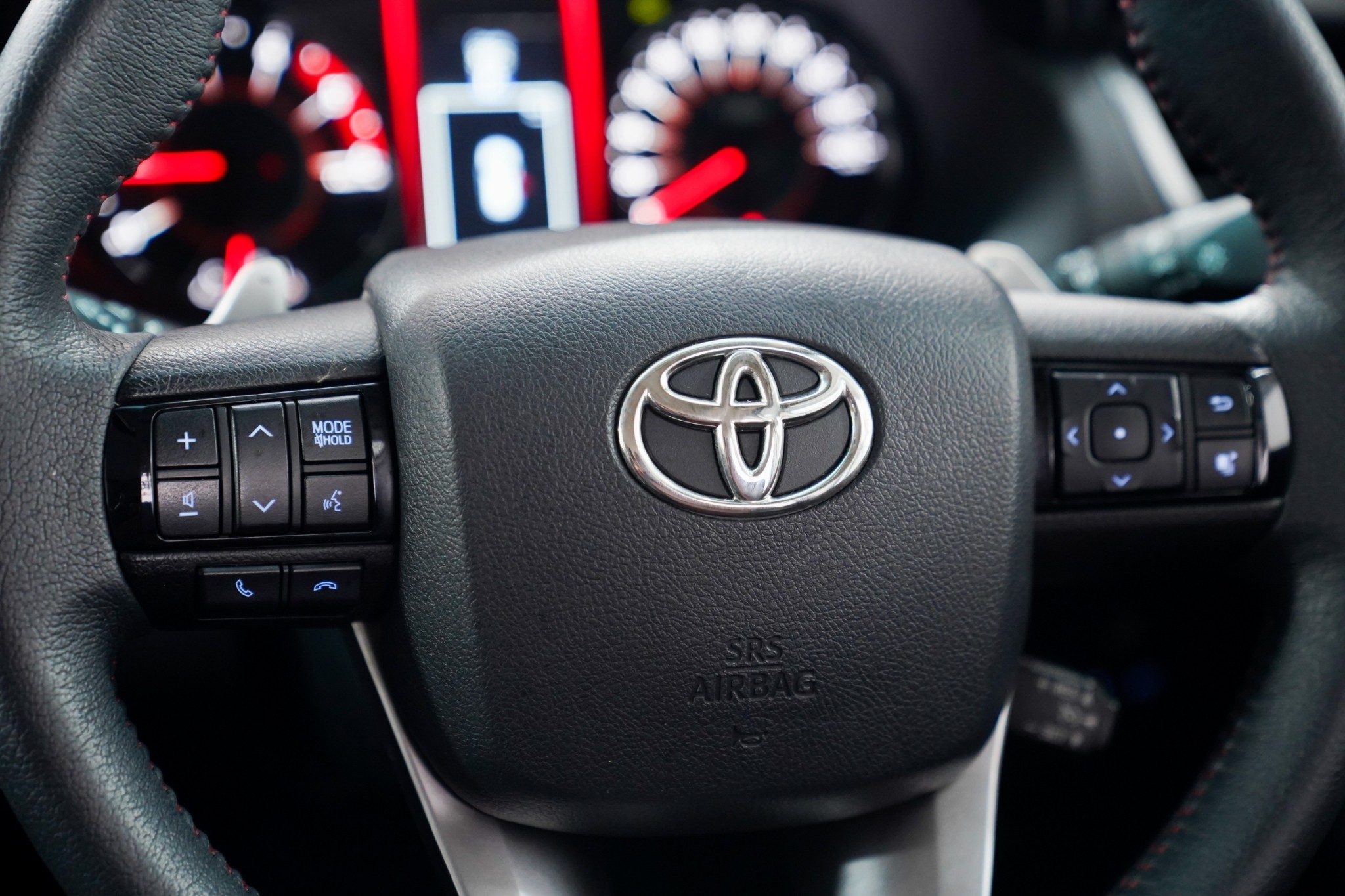 2019 TOYOTA FORTUNER 2.8 SIGMA 4 TRD SPORTIVO AT/4WD