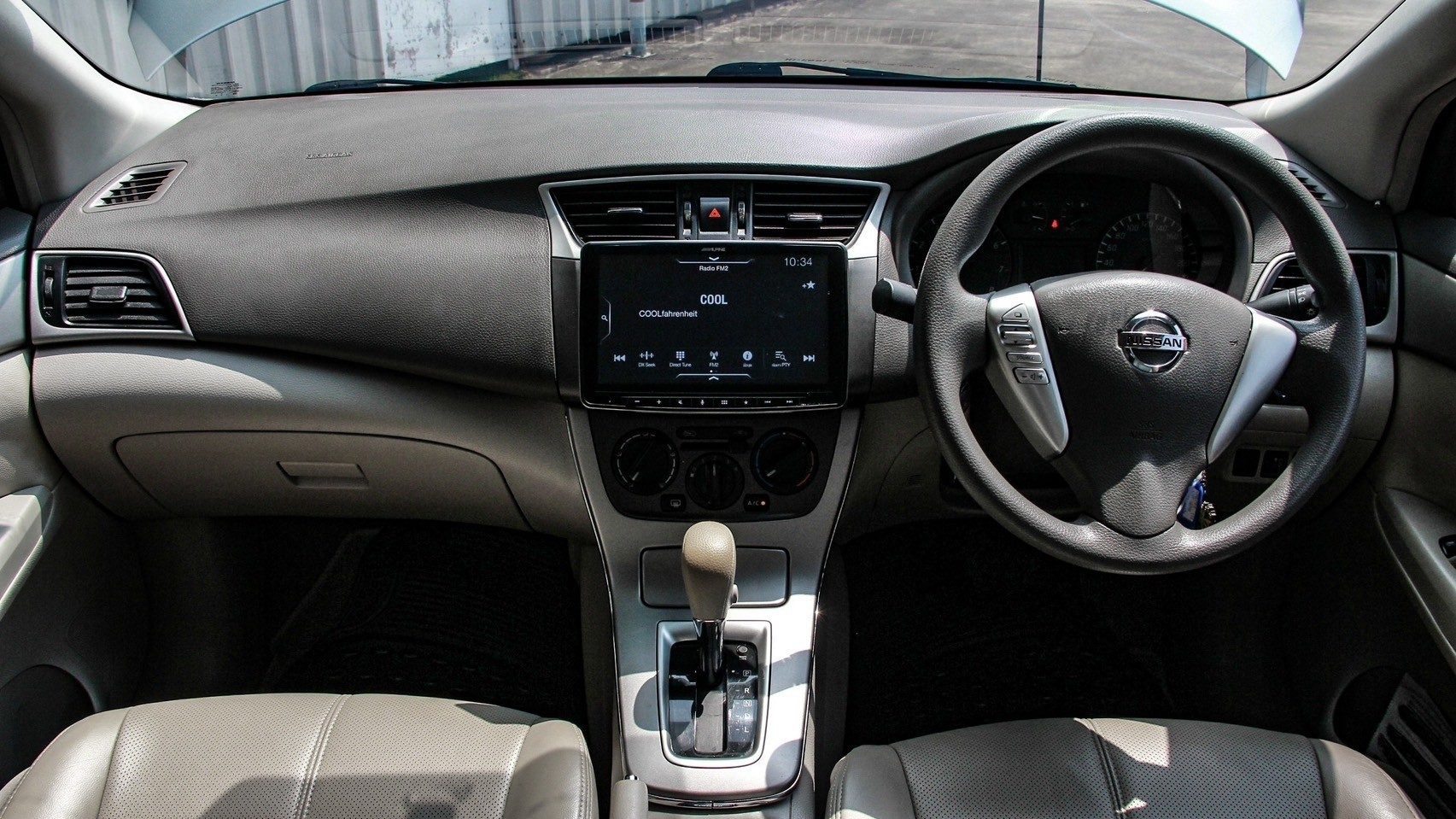 2012 NISSAN SYLPHY 1.6 E