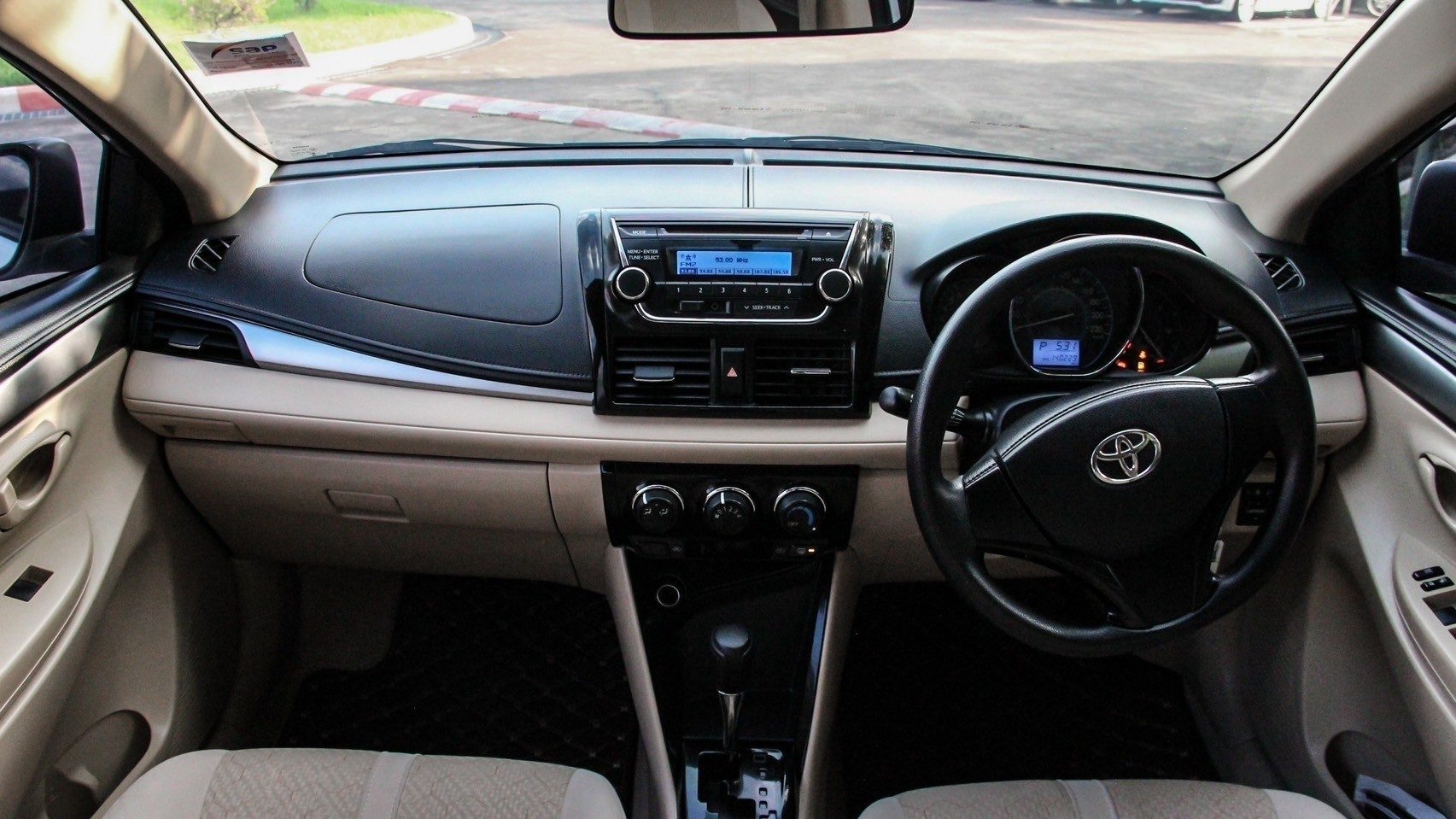 2017 TOYOTA VIOS 1.5 E