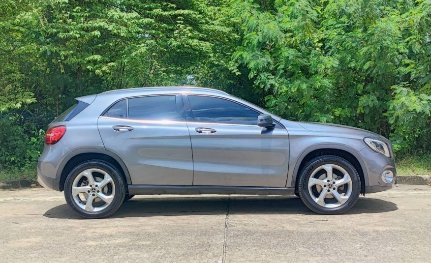 2017 Mercedes-Benz GLA200