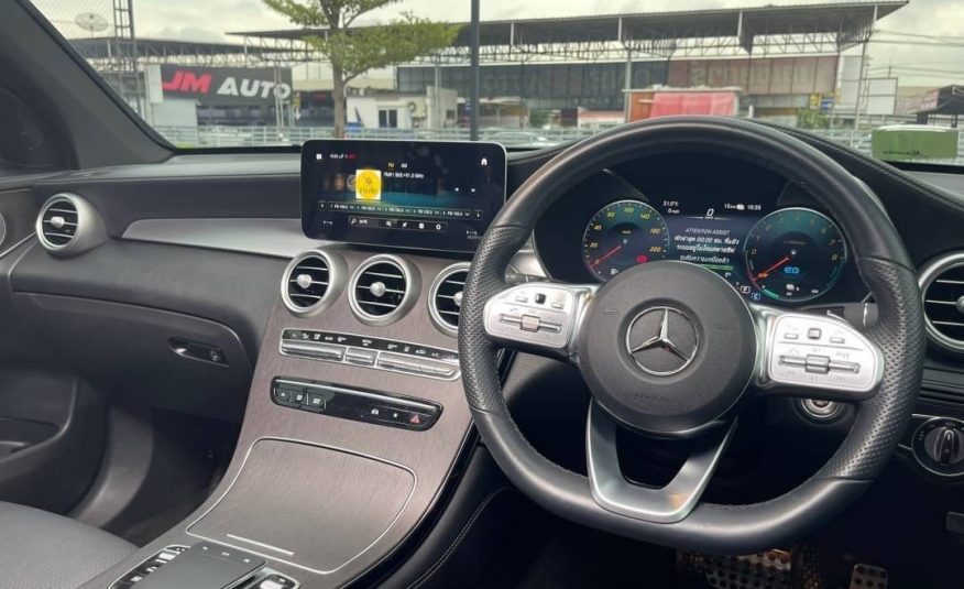 2020 Mercedes Benz GLC300e AMG Dynamic 4MATIC