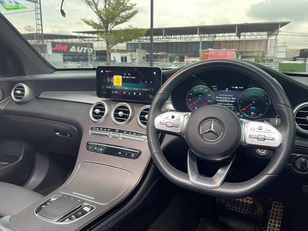 2020 Mercedes Benz GLC300e AMG Dynamic 4MATIC