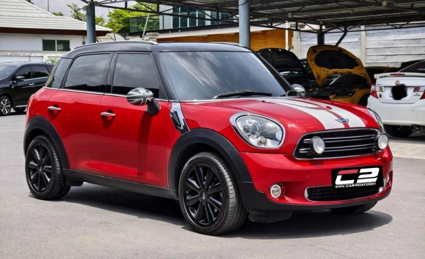 2015 Mini Cooper D Countryman Look 2