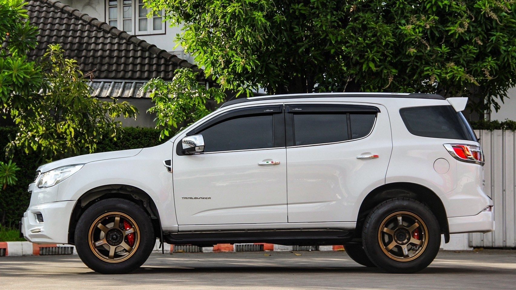 2013 CHEVROLET TRAILBLAZER 2.8 4WD