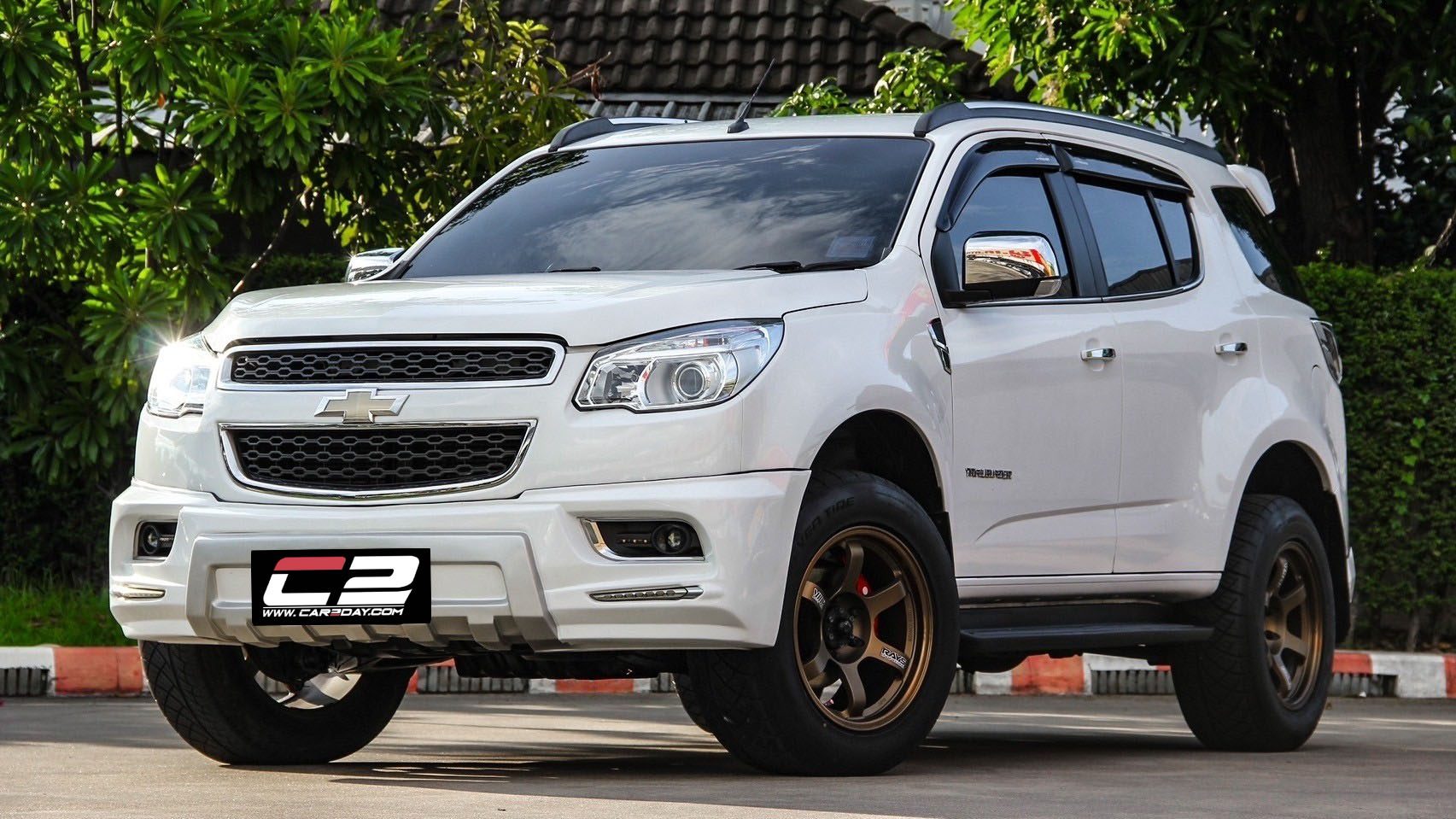 2013 CHEVROLET TRAILBLAZER 2.8 4WD