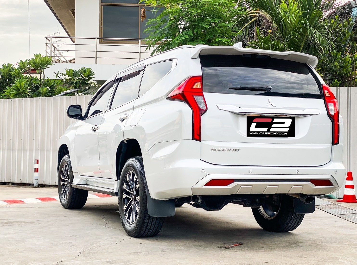 2019 MITSUBISHI PAJERO SPORT Minor Change  2.4 GT Premium 2WD