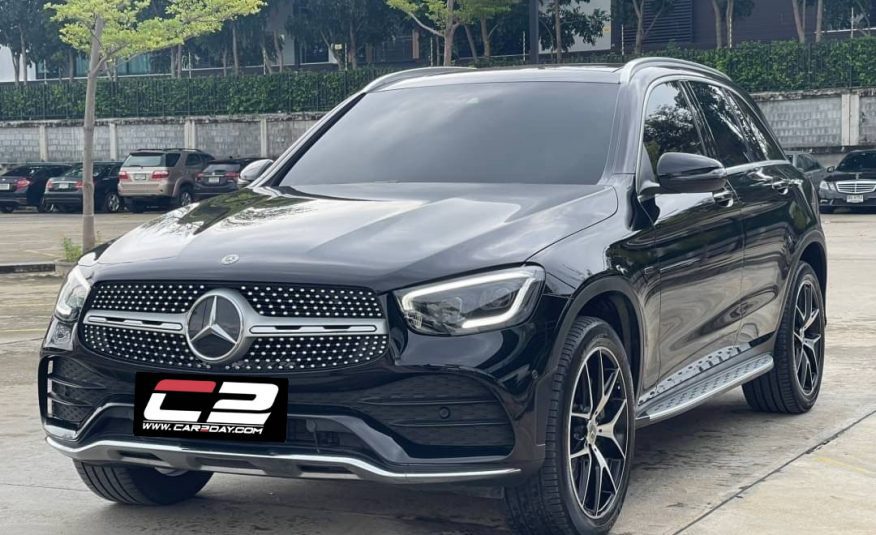 2020 Mercedes Benz GLC300e AMG Dynamic 4MATIC