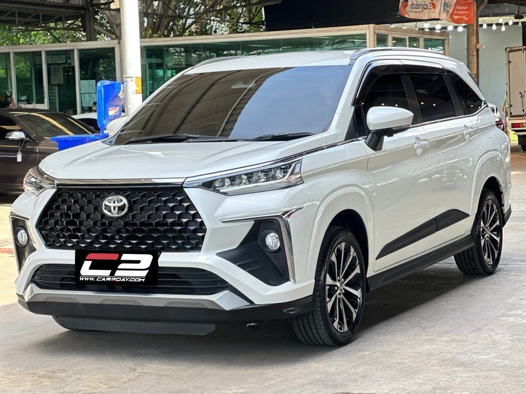 2023 TOYOTA VELOZ Premium 7st CVT FWD 1.5i (CBU)