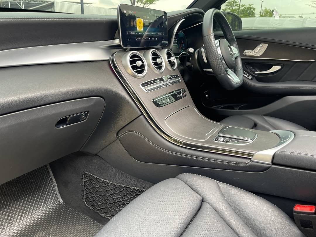 2020 Mercedes Benz GLC300e AMG Dynamic 4MATIC
