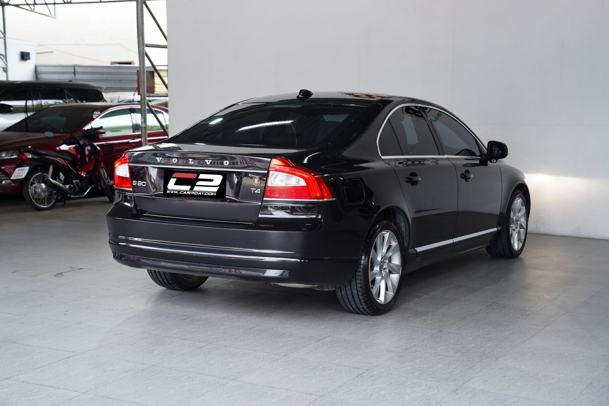 2014 VOLVO S80 2.0 T4 AT