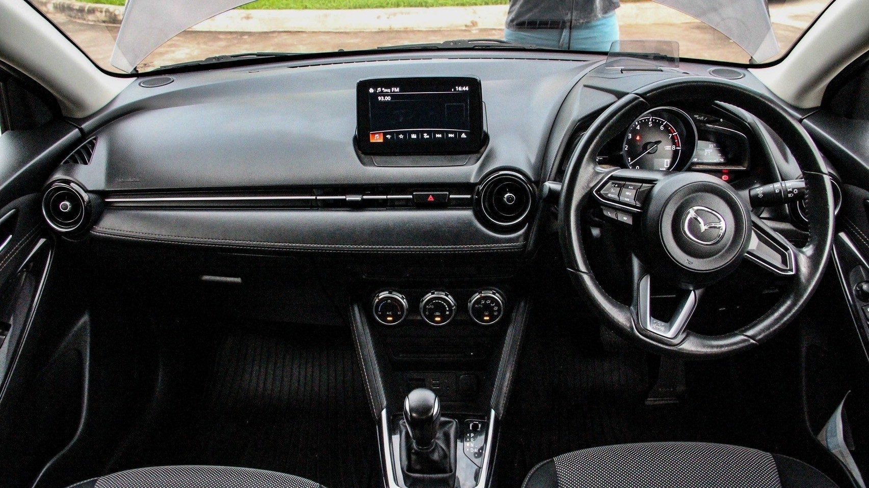 2018 MAZDA MAZDA2 1.3 High Connect