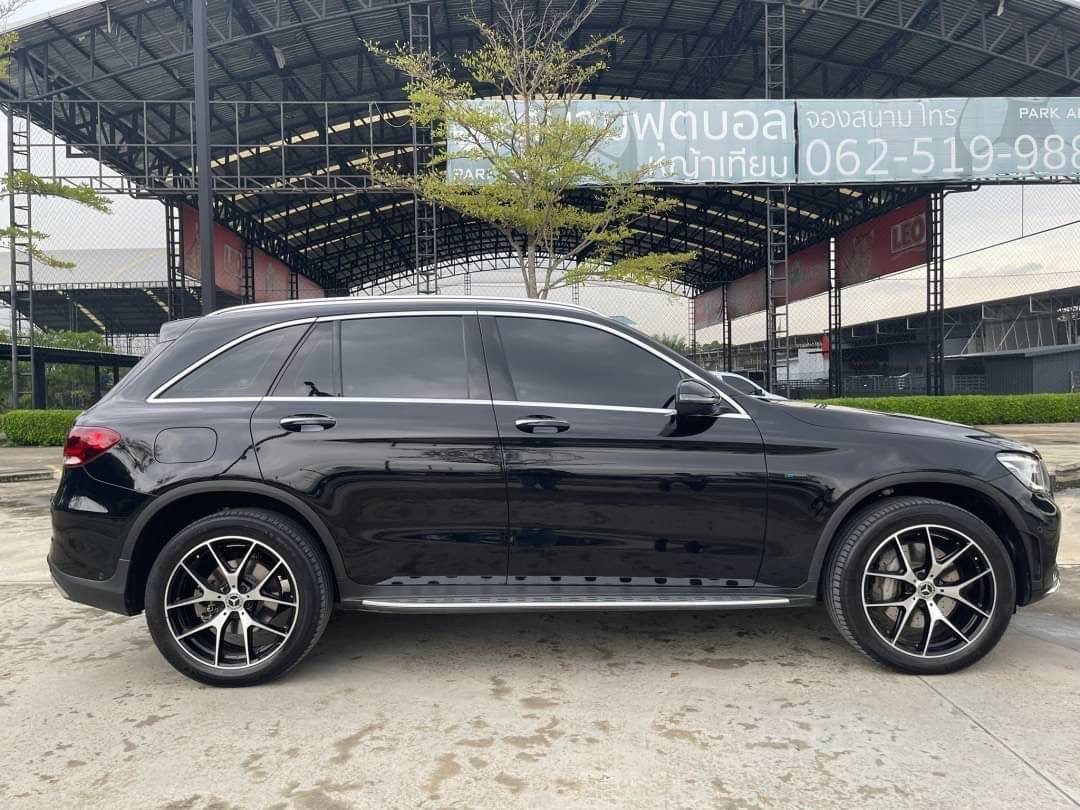 2020 Mercedes Benz GLC300e AMG Dynamic 4MATIC