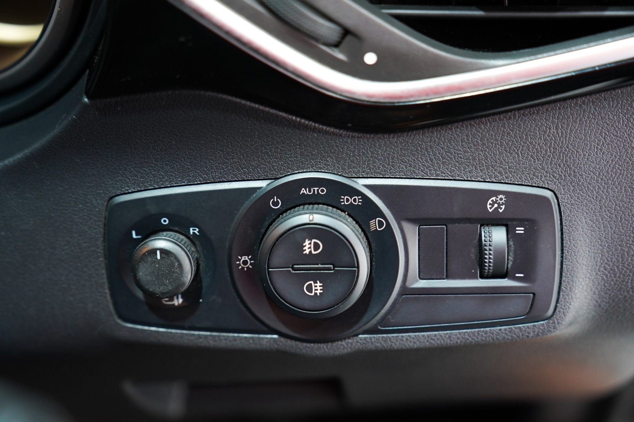 2016 MG GS 2.0 T X AT/4WD