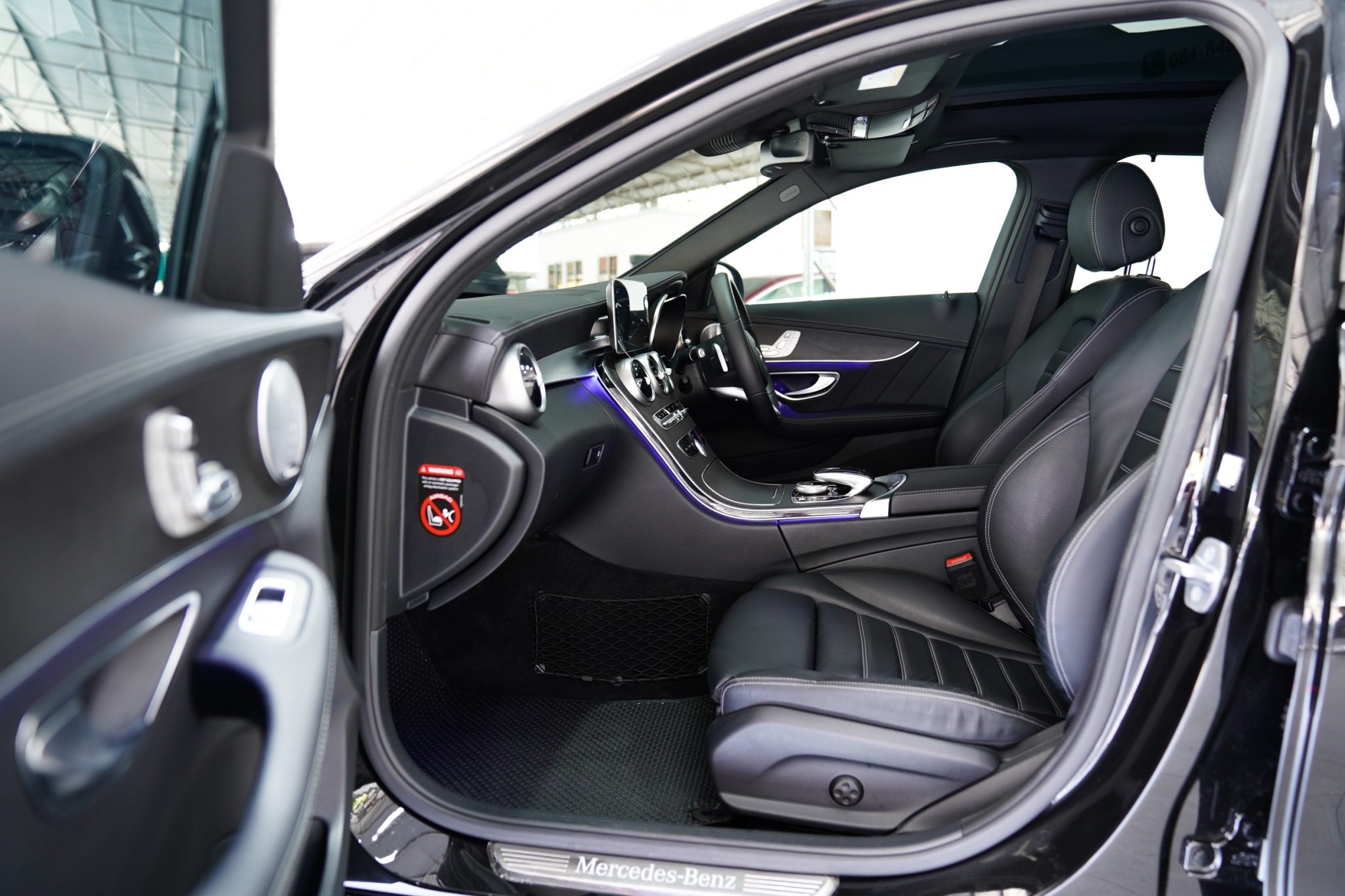 2019 MERCEDES BENZ C300 2.0 E