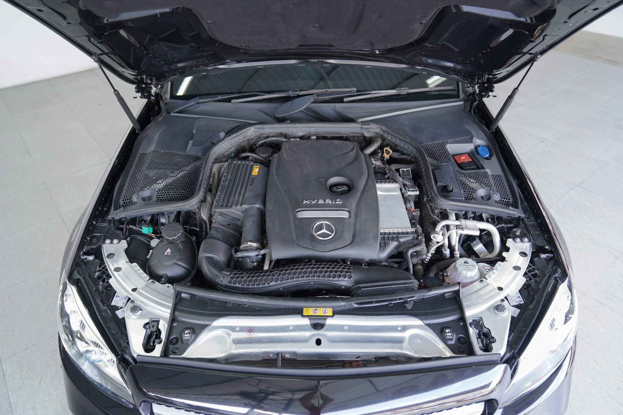 2019 MERCEDES BENZ C300 2.0 E