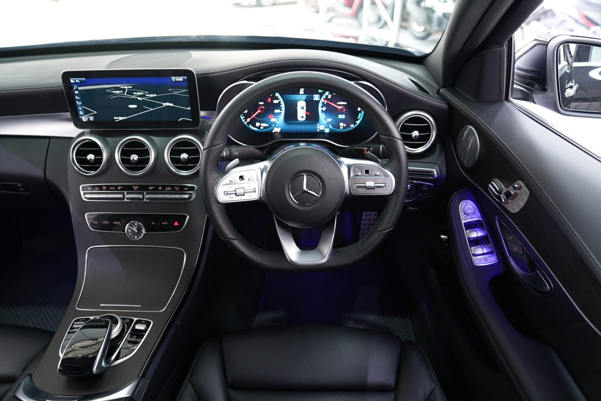 2019 MERCEDES BENZ C300 2.0 E