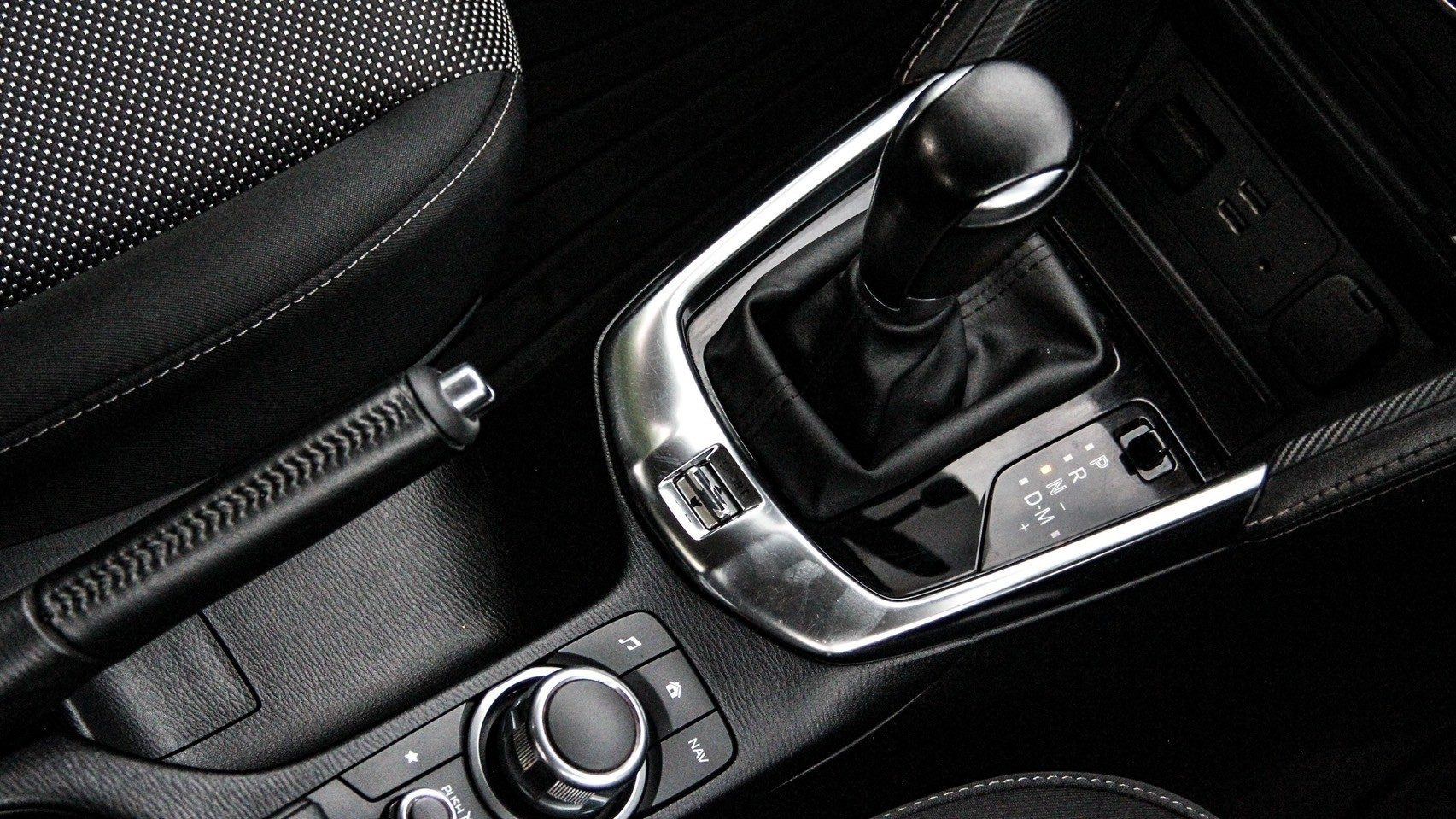 2018 MAZDA MAZDA2 1.3 High Connect