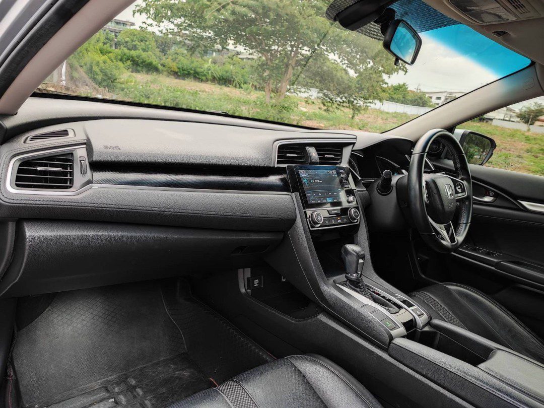 2019 HONDA CIVIC FC  1.8EL (MNC)