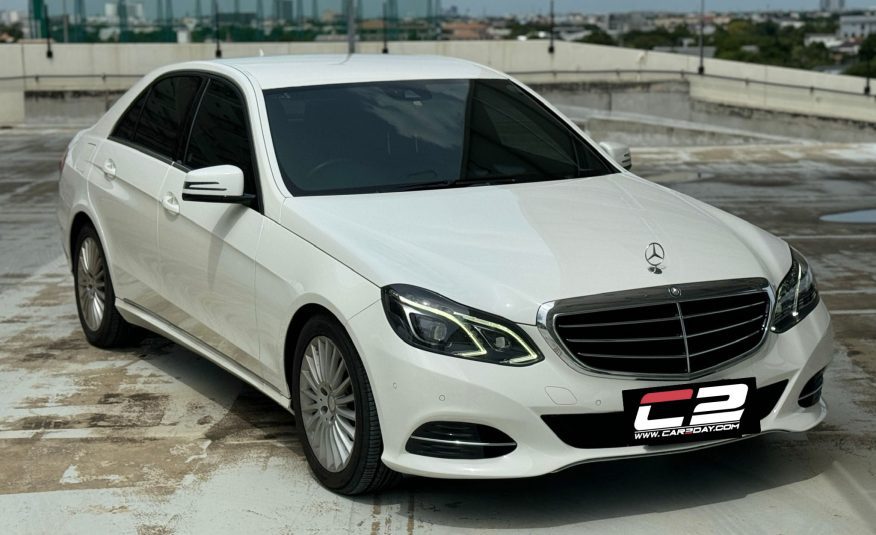 2014 Mercedes Benz E300 Exclusive Bluetec Hybrid