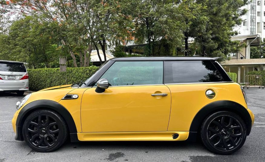 2007 MINI Cooper S R56