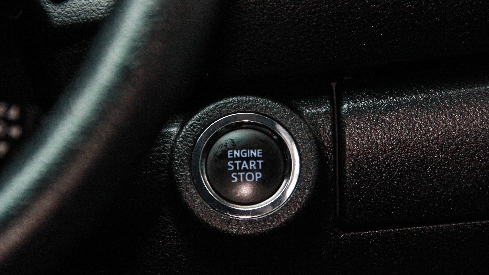2022 TOYOTA FORTUNER 2.4  COMMANDER